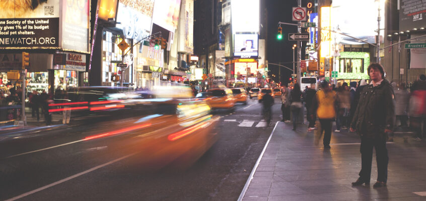 4 Ways To Practice Humility In A Self-Centered Culture